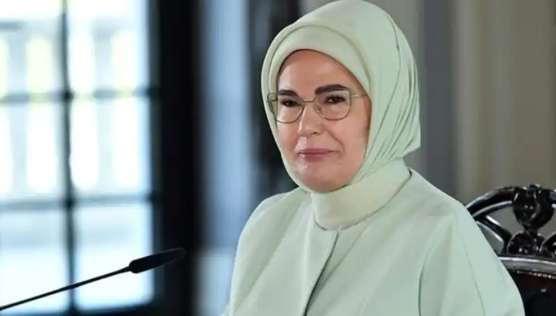 Emine Erdoğan'dan Uluslararası Aile Forumu'na Büyük Destek: Dikkat Çeken Paylaşımlar