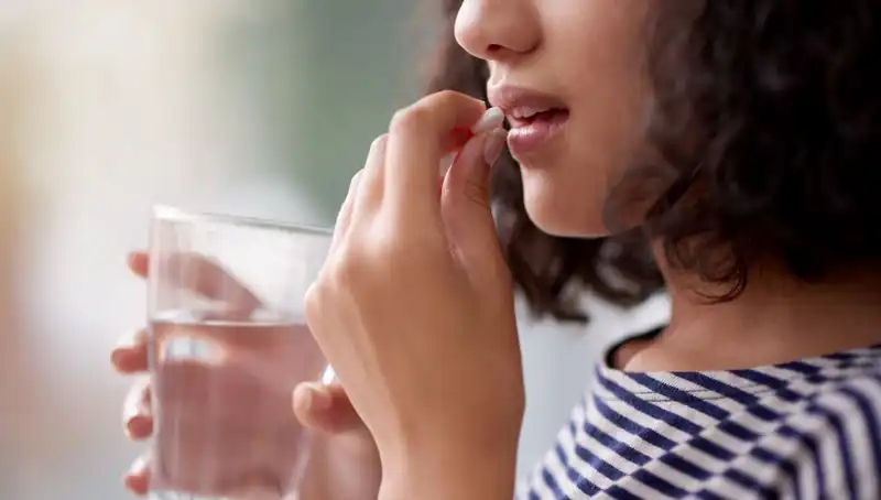 İnternette Kolayca Satılan Ölüme Götüren İlaçlar: Tehlikeye Dikkat!
