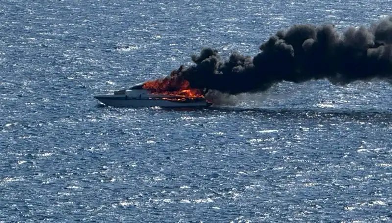 İzmir'de Motoryat Yangını: Ne Olmuştu, Neden Kullanılamaz Hale Geldi?