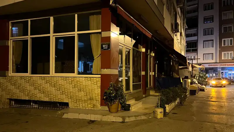 İzmir'de Kahvehaneye Yapılan Silahlı Saldırı: Bir Ölü, Çok Sayıda Yaralı