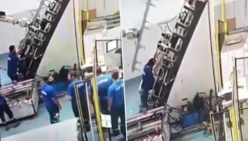 Fabrikada Korkunç Kaza: Makine İşçinin Sırtına Saplandı!