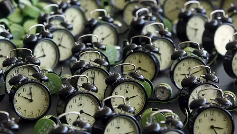 Sabahları Alarm Ertelemek Demans Riskini Artırıyor: Uzmanlardan Kritik Uyarı