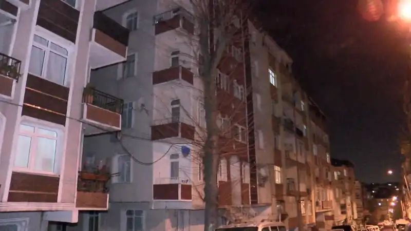 Altı Katlı Apartmanda Panik: Kolonlardan Gelen Sesler Neden Tahliyeye Sebep Oldu?