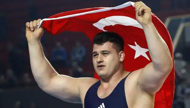 Milli Güreşçi Rıza Kayaalp'e Şok Edici 4 Yıl Men Cezası!