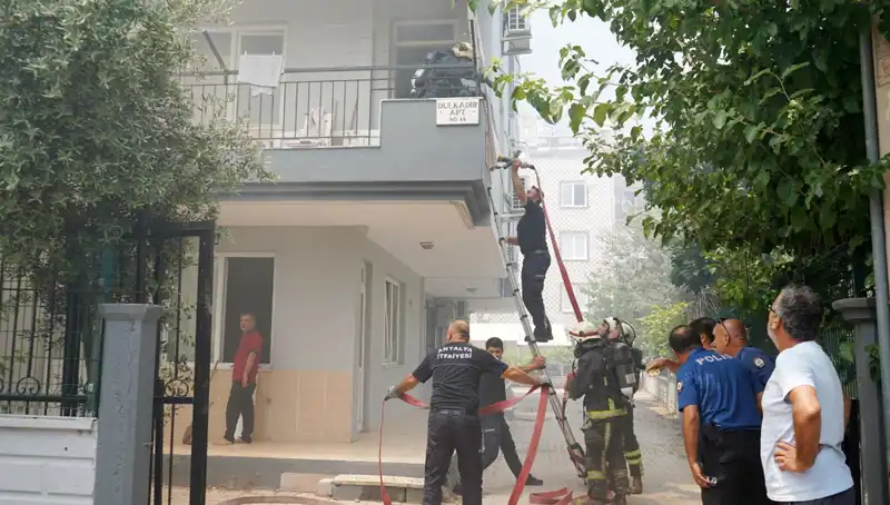 Arkadaşına Tartıştı, Ağabeyinin Dairelerini Alev Alev Yaktı!