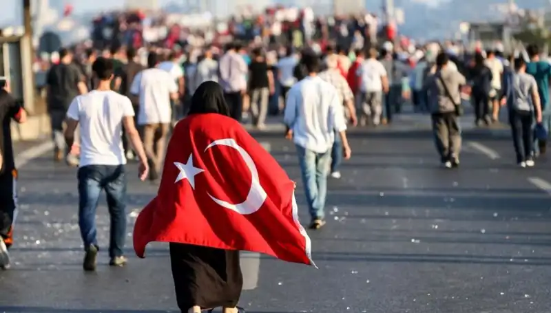 Kabineden 15 Temmuz Darbe Girişimi Üzerine Anlamlı Mesajlar